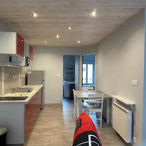 https://appartement-yssingeaux.hotels-rhonealpes.com