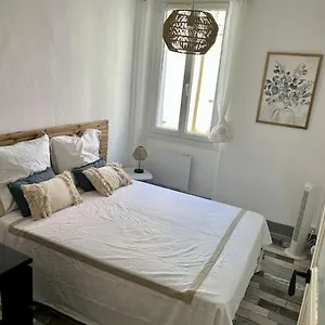 https://apt-t2-hyper-centre.fr-provencehotel.com